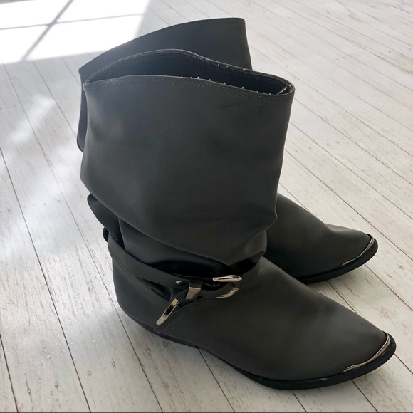 VINTAGE 1980s Slouchy Western Buckle Ankle Boots - Picture 2 of 6